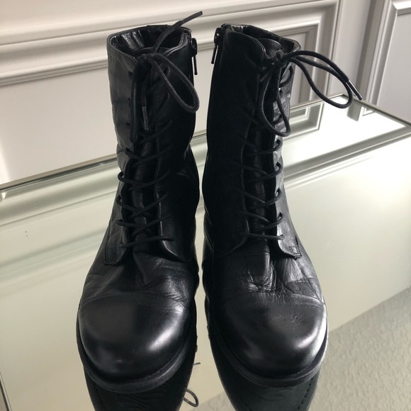 Ankle boot - Picture 2 of 5